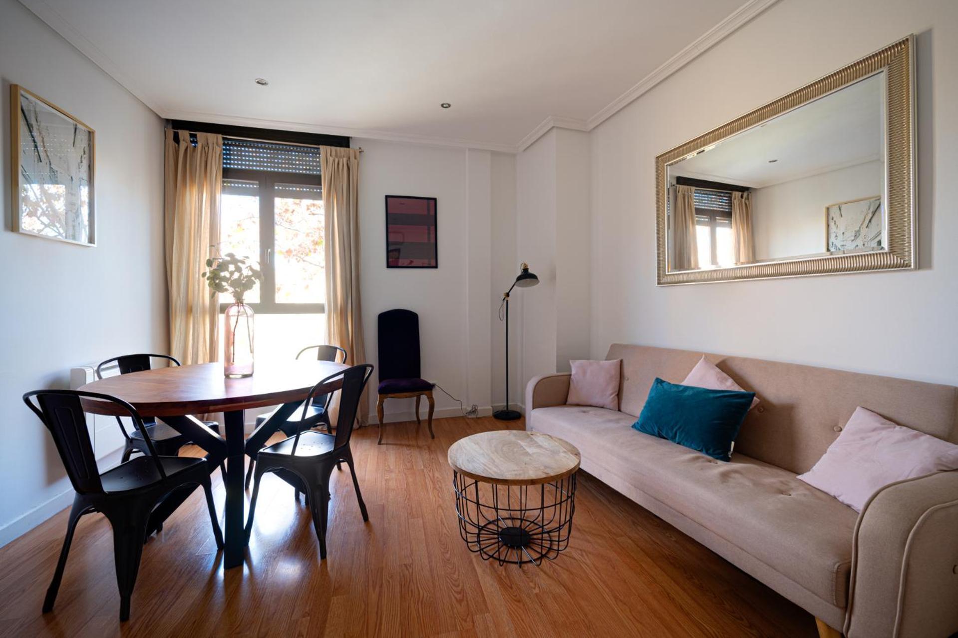 Apartament Glorieta Puerta de Toledo Madrid Exterior foto